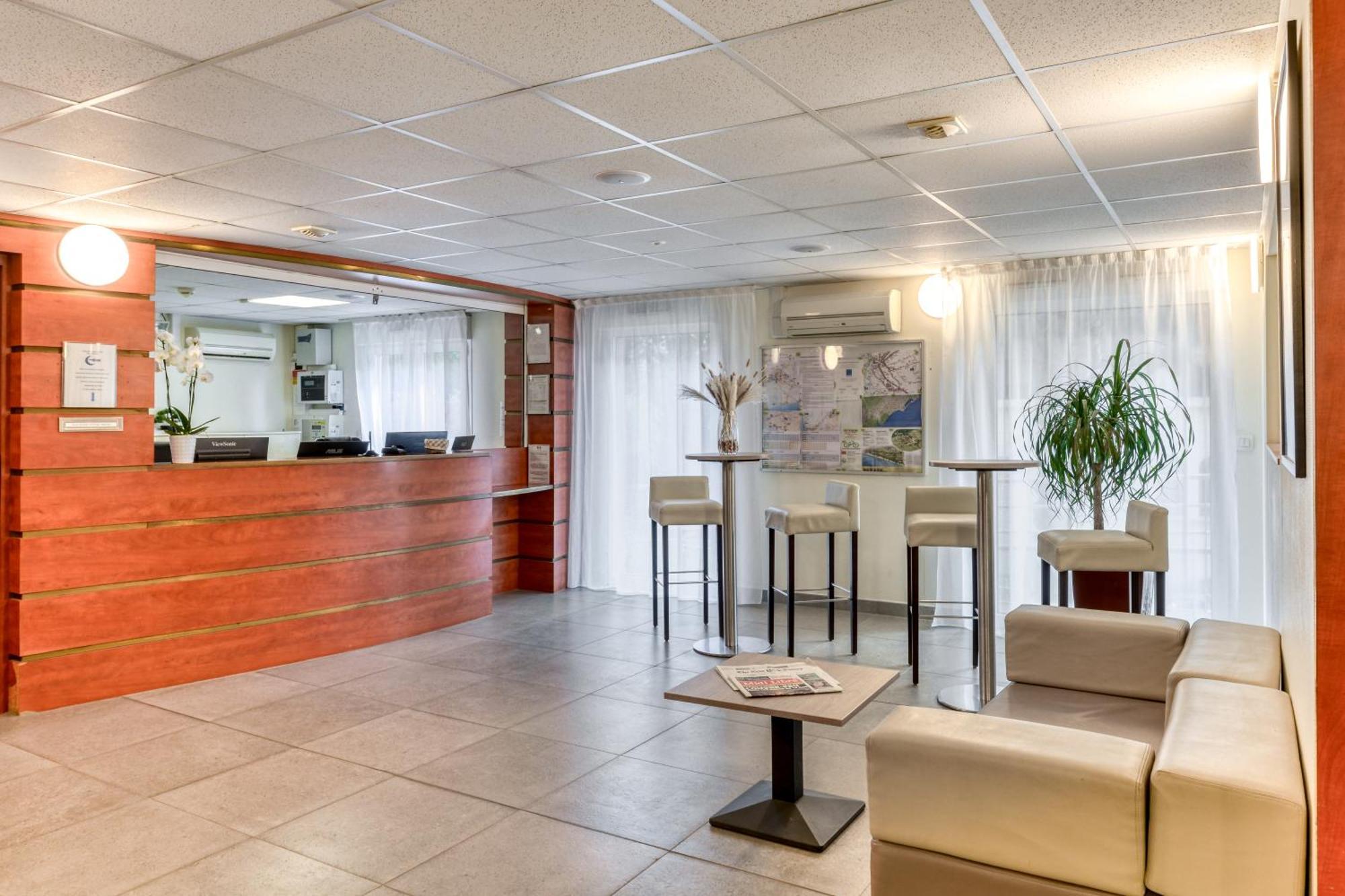 Zenitude Hôtel-résidences Centre 3*